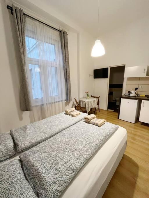 12# Sunflower Cozy Apartment ブダペスト エクステリア 写真